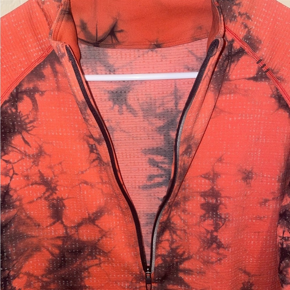 Lululemon Pullover!! - image 4